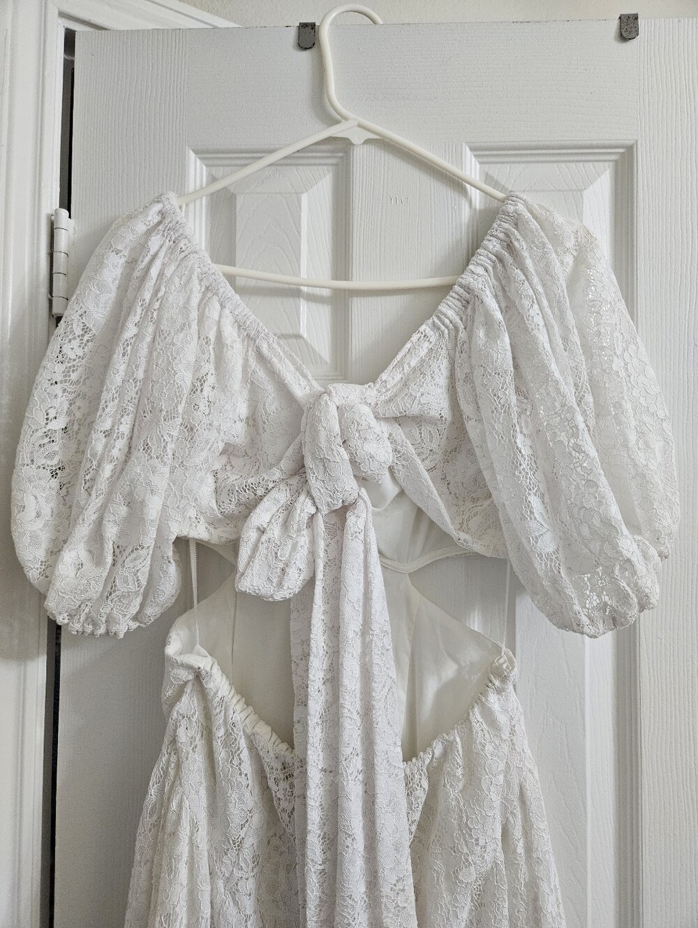 NWT Abercrombie Lace Cutout Maxi Dress With Sweetheart Neckline And Puff Sleeve - Picture 6 of 14